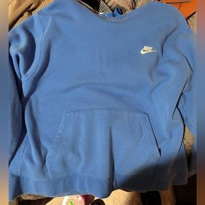 this is a 2x nike hoodie barely worn too tight on me